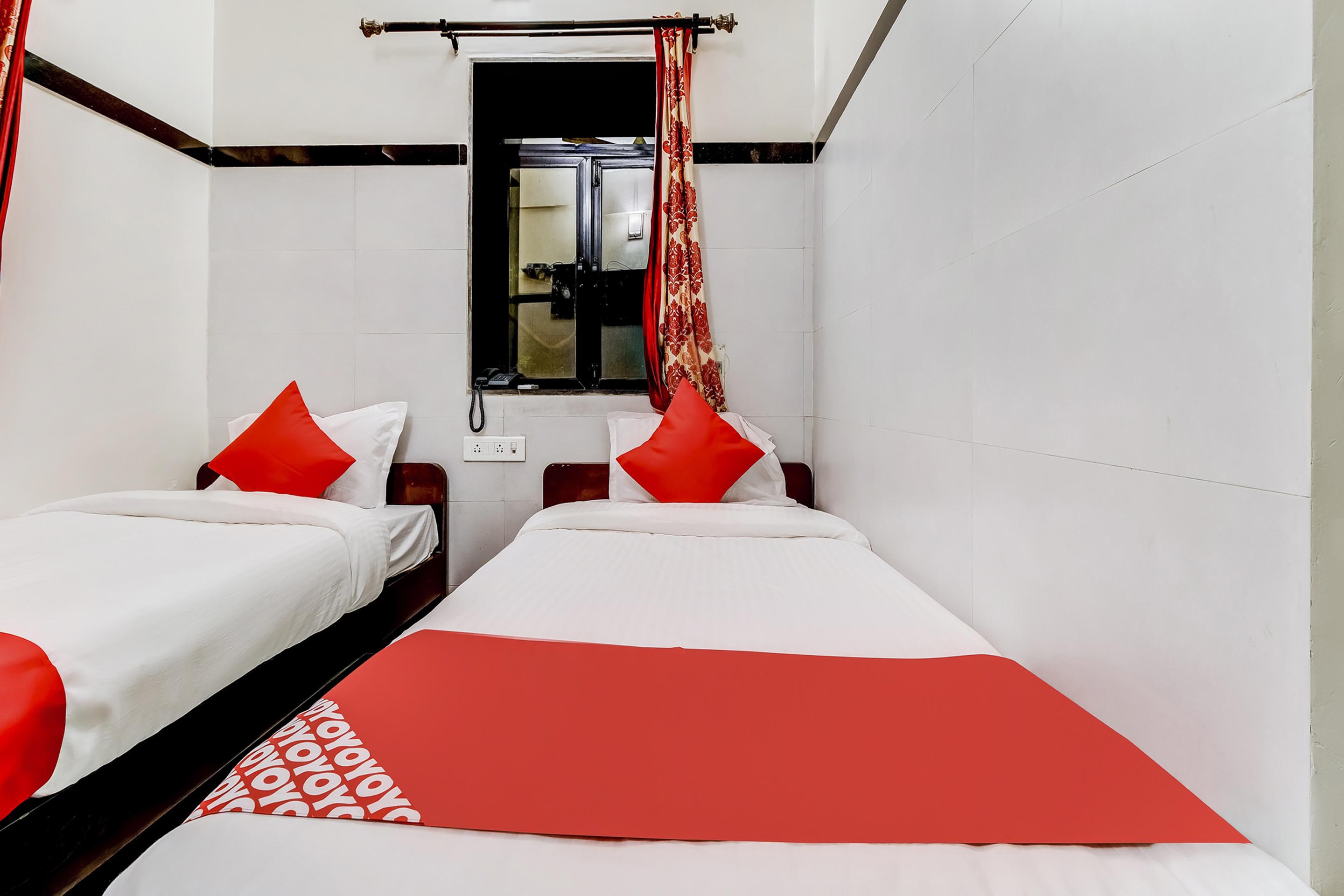 Super Oyo Hotel Dreamland Bombaim Exterior foto