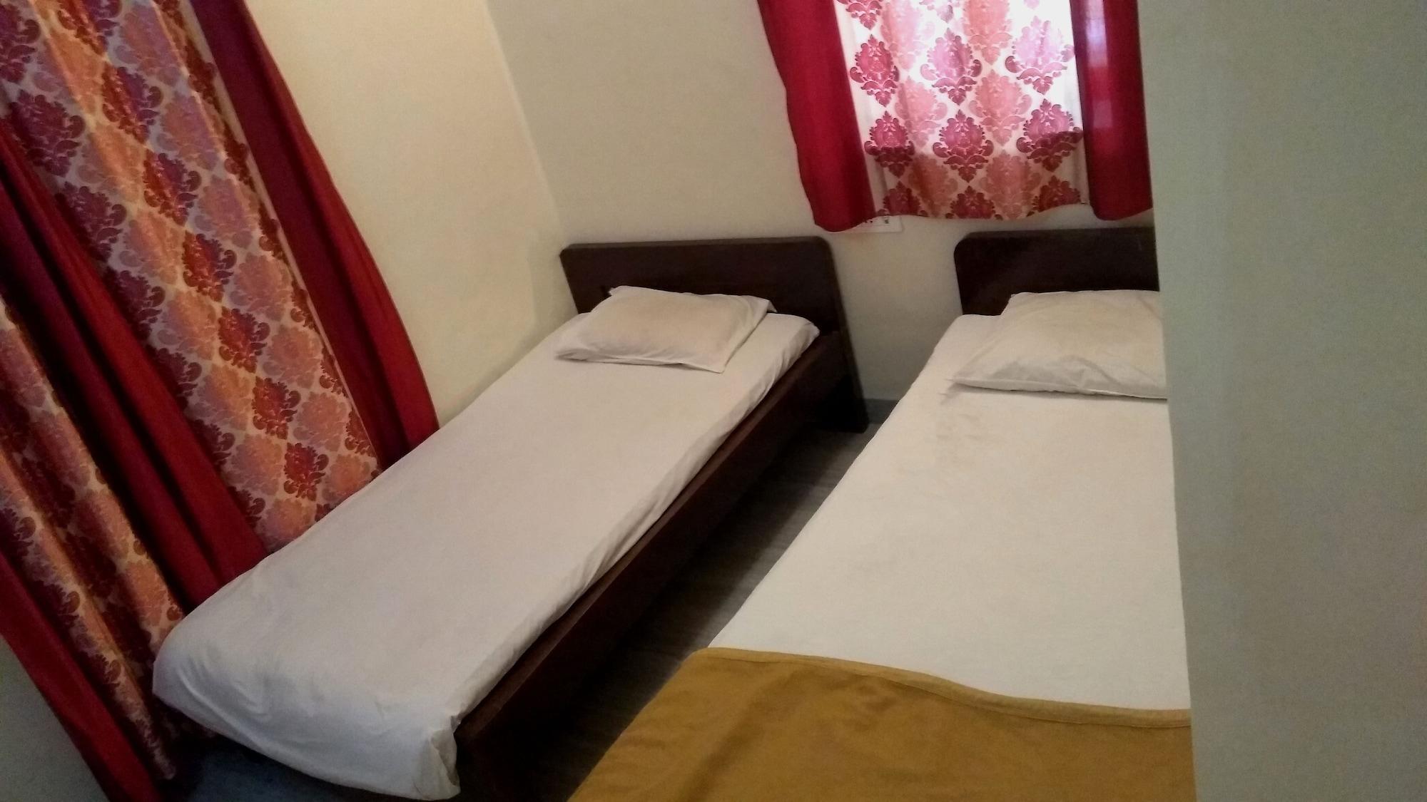 Super Oyo Hotel Dreamland Bombaim Exterior foto