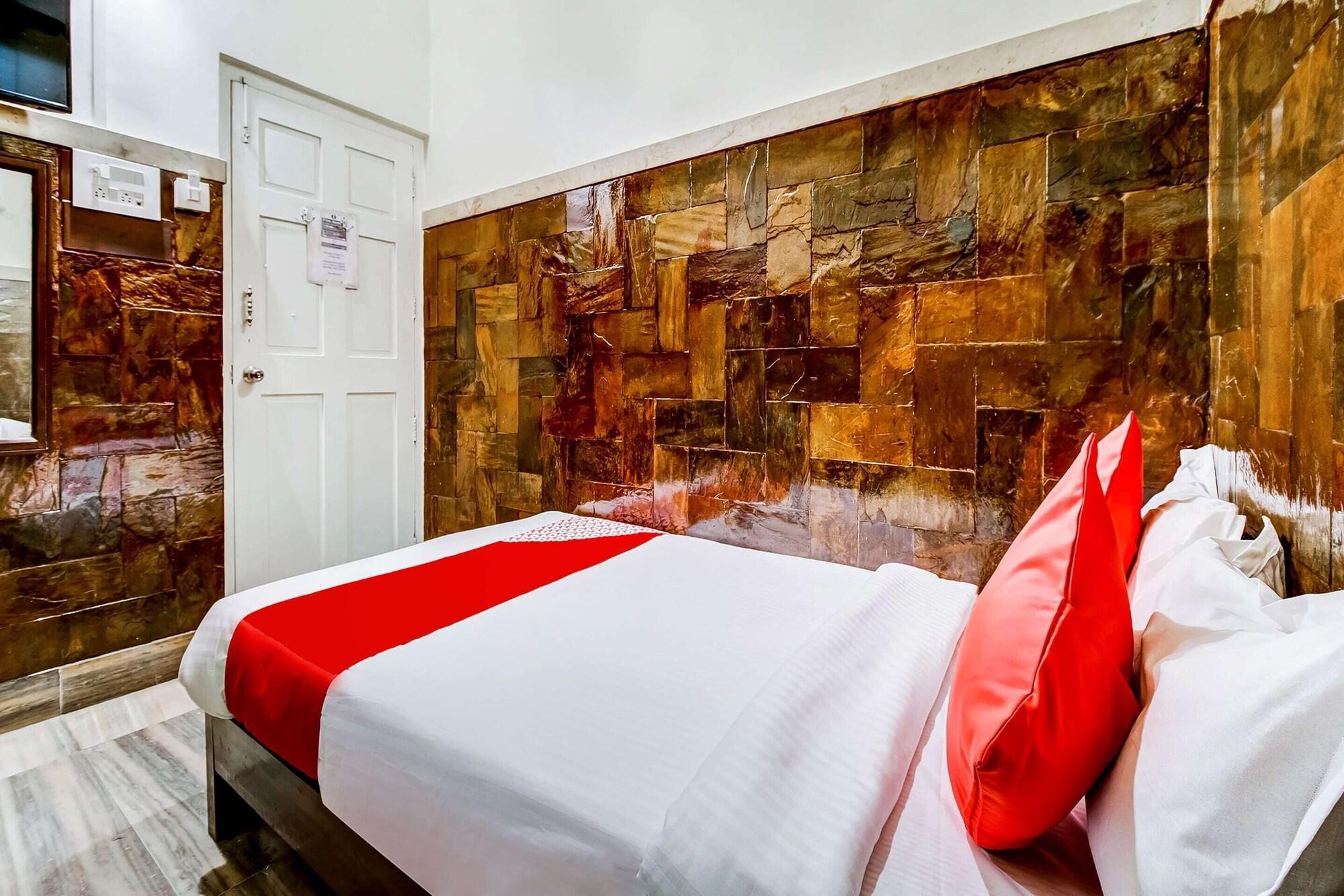 Super Oyo Hotel Dreamland Bombaim Exterior foto